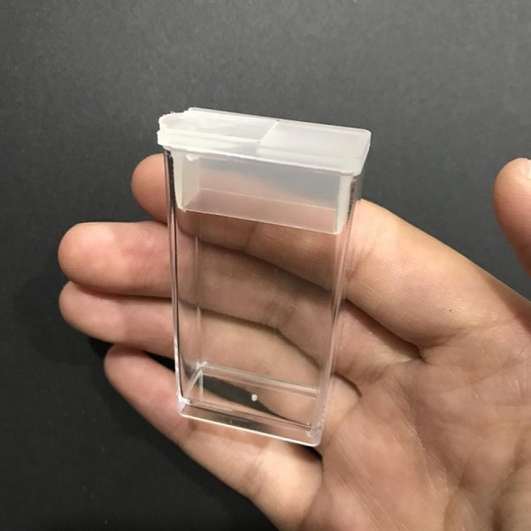 Boîte Plastique Et Transparente Pour Outils
